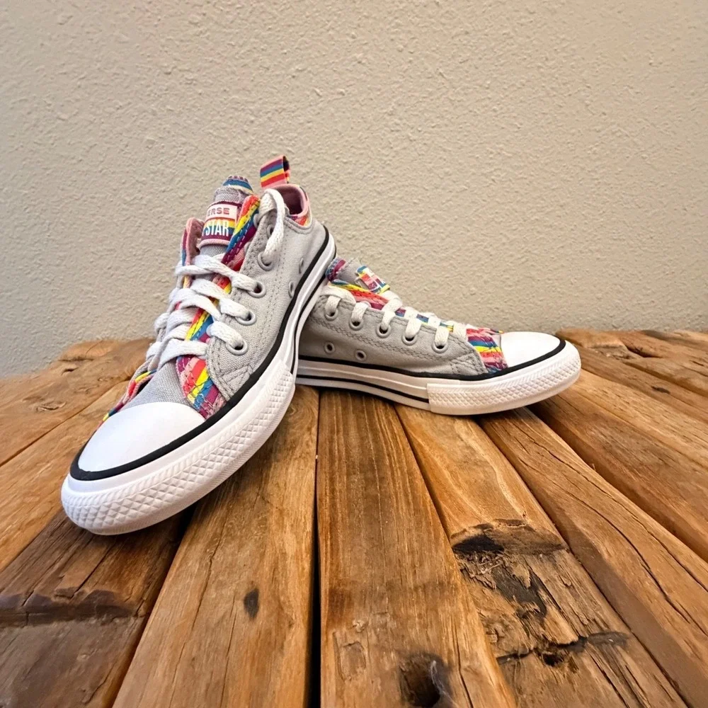 Converse Chuck Taylor All Star Size 2 Grey Rainbow Low Top Sneakers 669818F